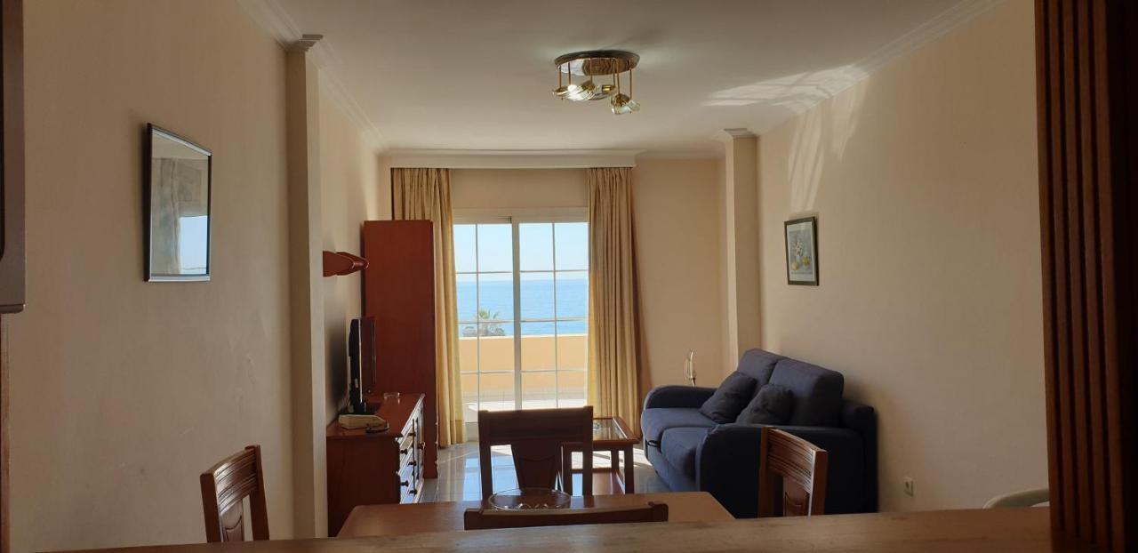 Apartamentos Nerja Bahia ภายนอก รูปภาพ