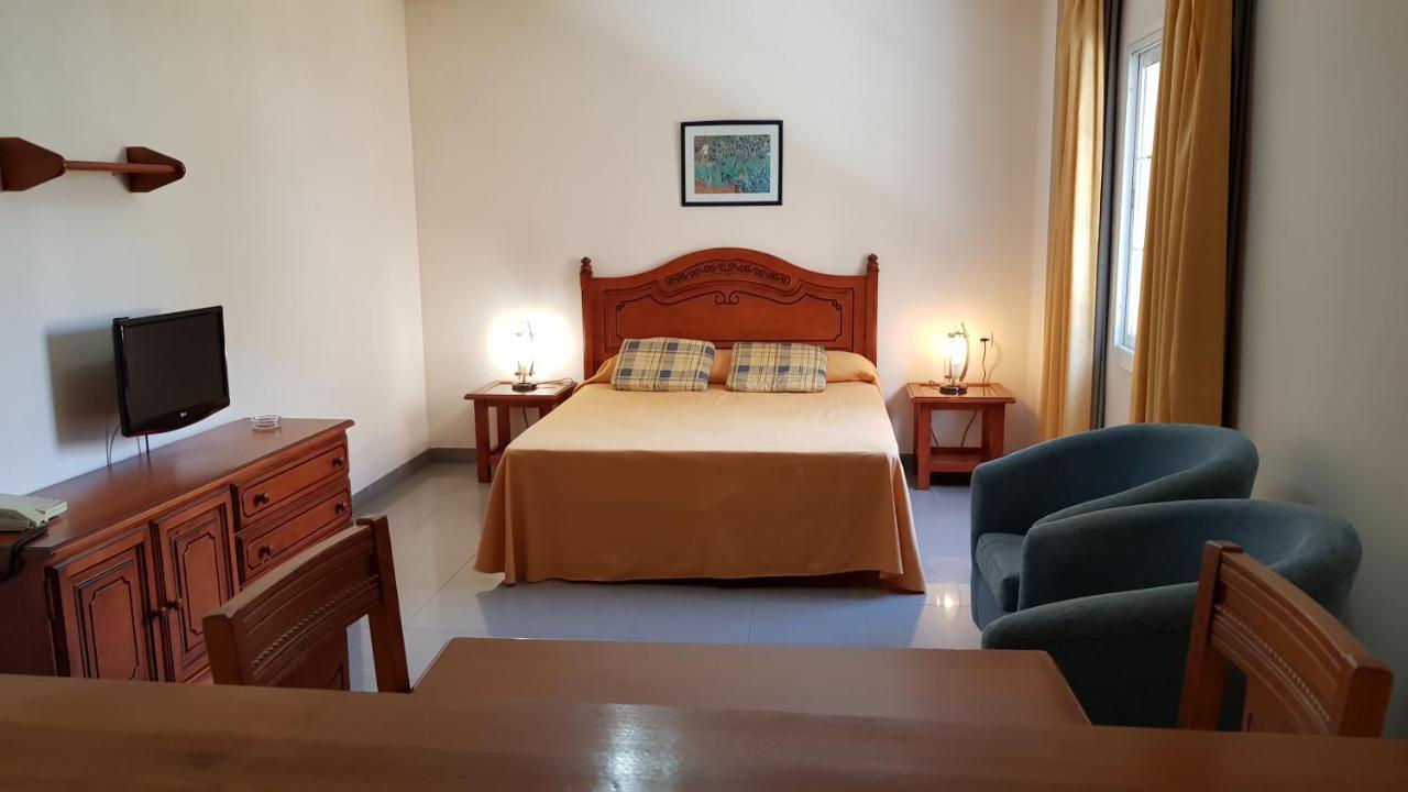 Apartamentos Nerja Bahia ภายนอก รูปภาพ